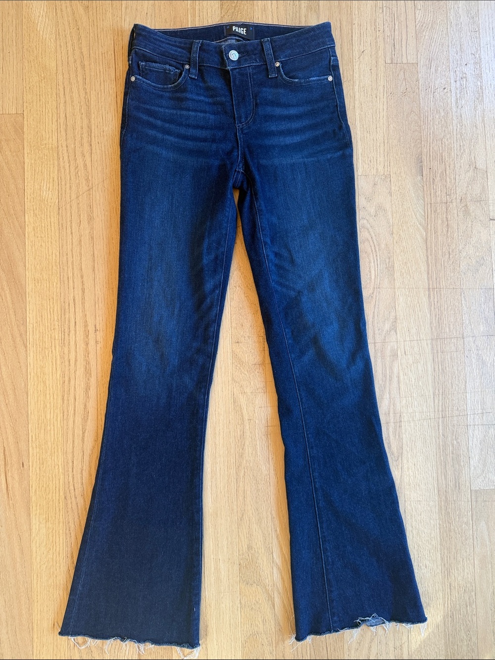EUC: PAIGE Dark Was Flared Raw-Hem Jeans - Has Some Stretch! Sz 25
